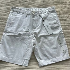 White Calvin Klein Men’s shorts Size 29 — BRAND NEW